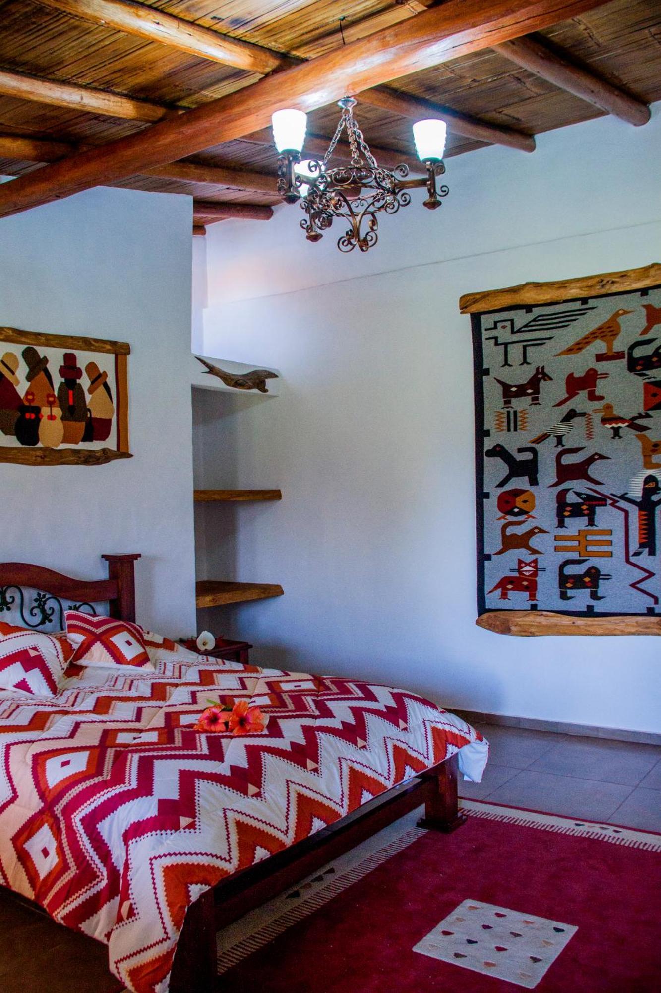 Zaysant Lodge *